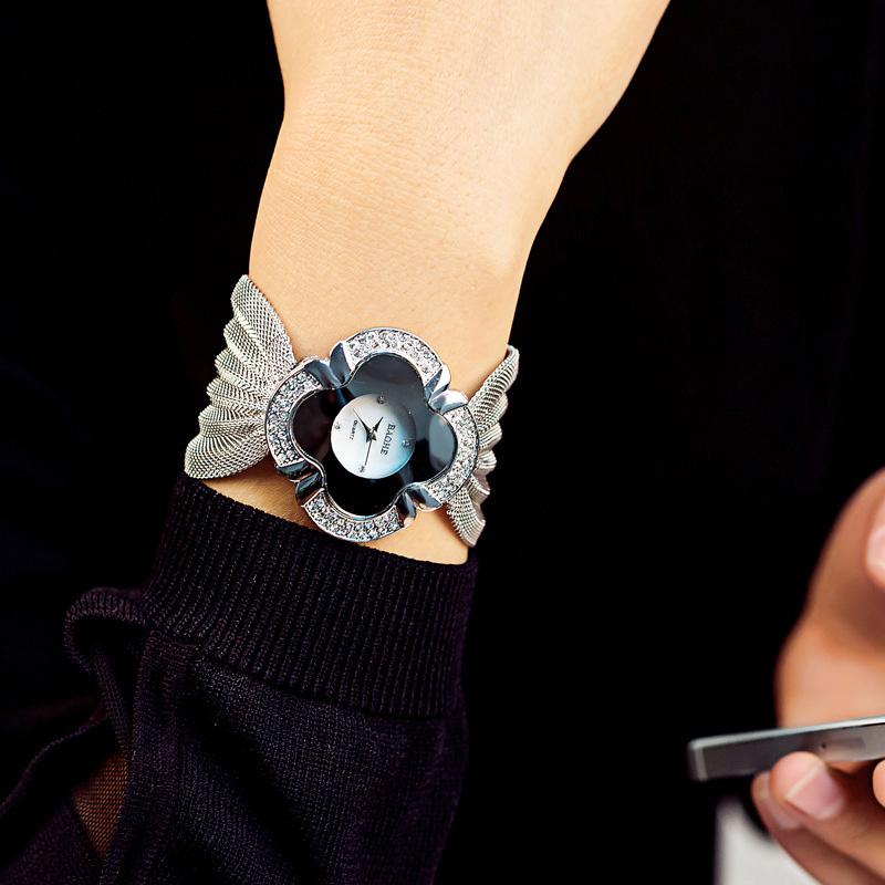 Elegant vlinderhorloge